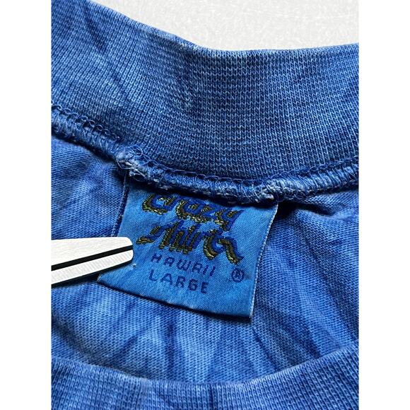 VTG Crazy Shirts Hawaii Maui Wale Men Sz Large Blue  Dolphins Tie Dye Y2K Retro - Picture 3 of 11
